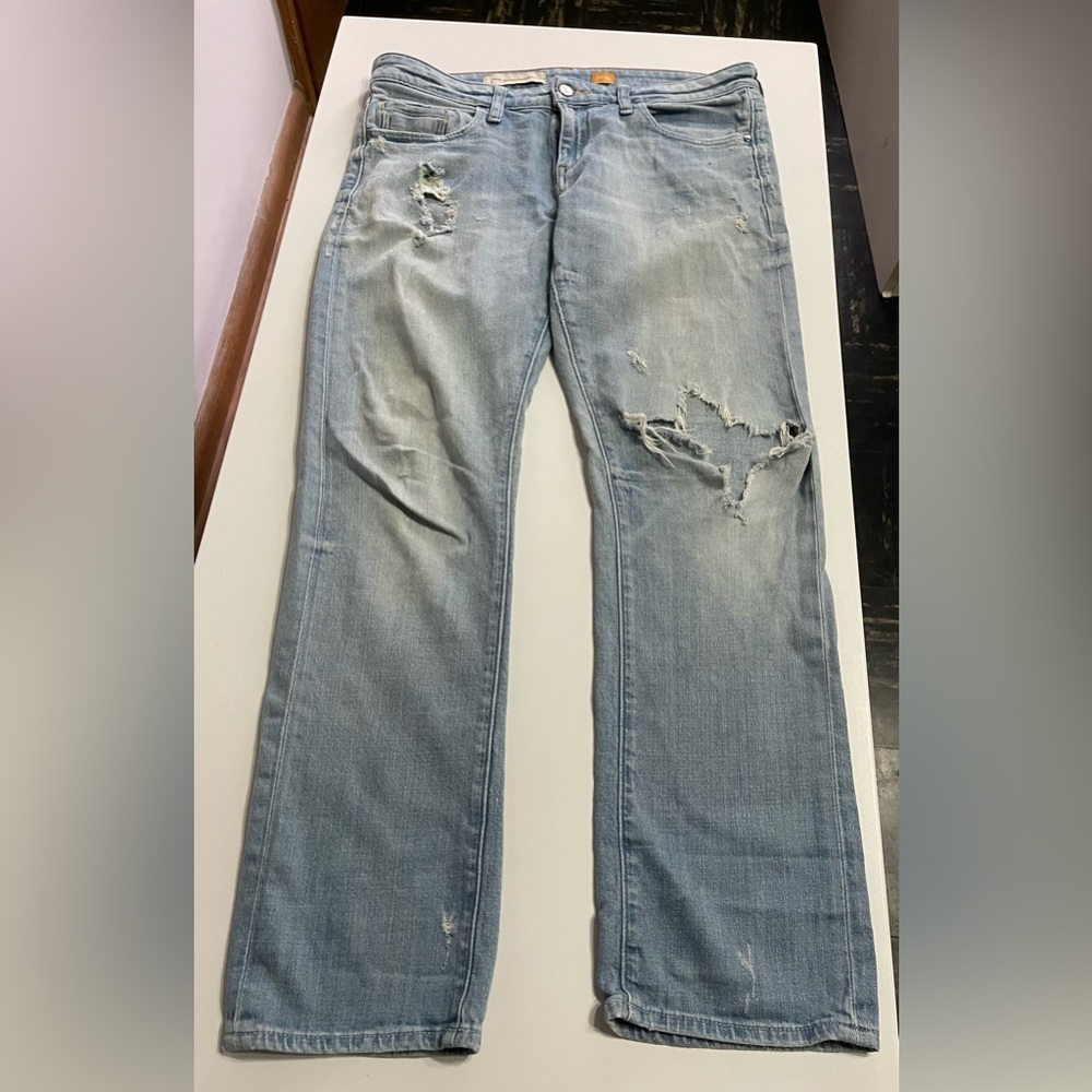 Anthropologie Pilcro Hyphen distressed denim‎ jeans size 31